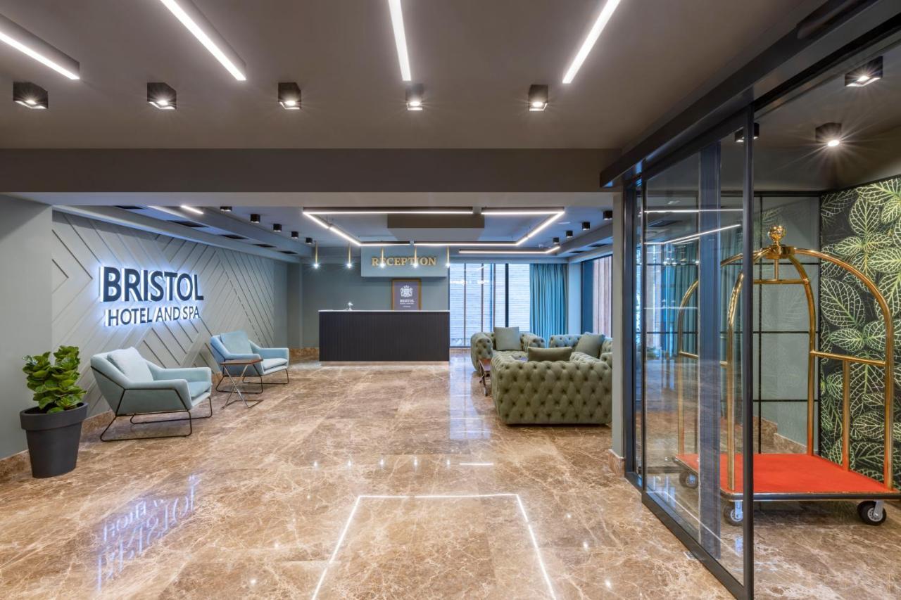 Bristol Hotel And Spa บาคูเรียนี ภายนอก รูปภาพ