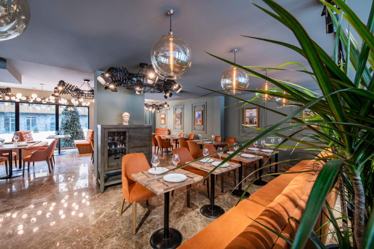 Bristol Hotel And Spa บาคูเรียนี ภายนอก รูปภาพ