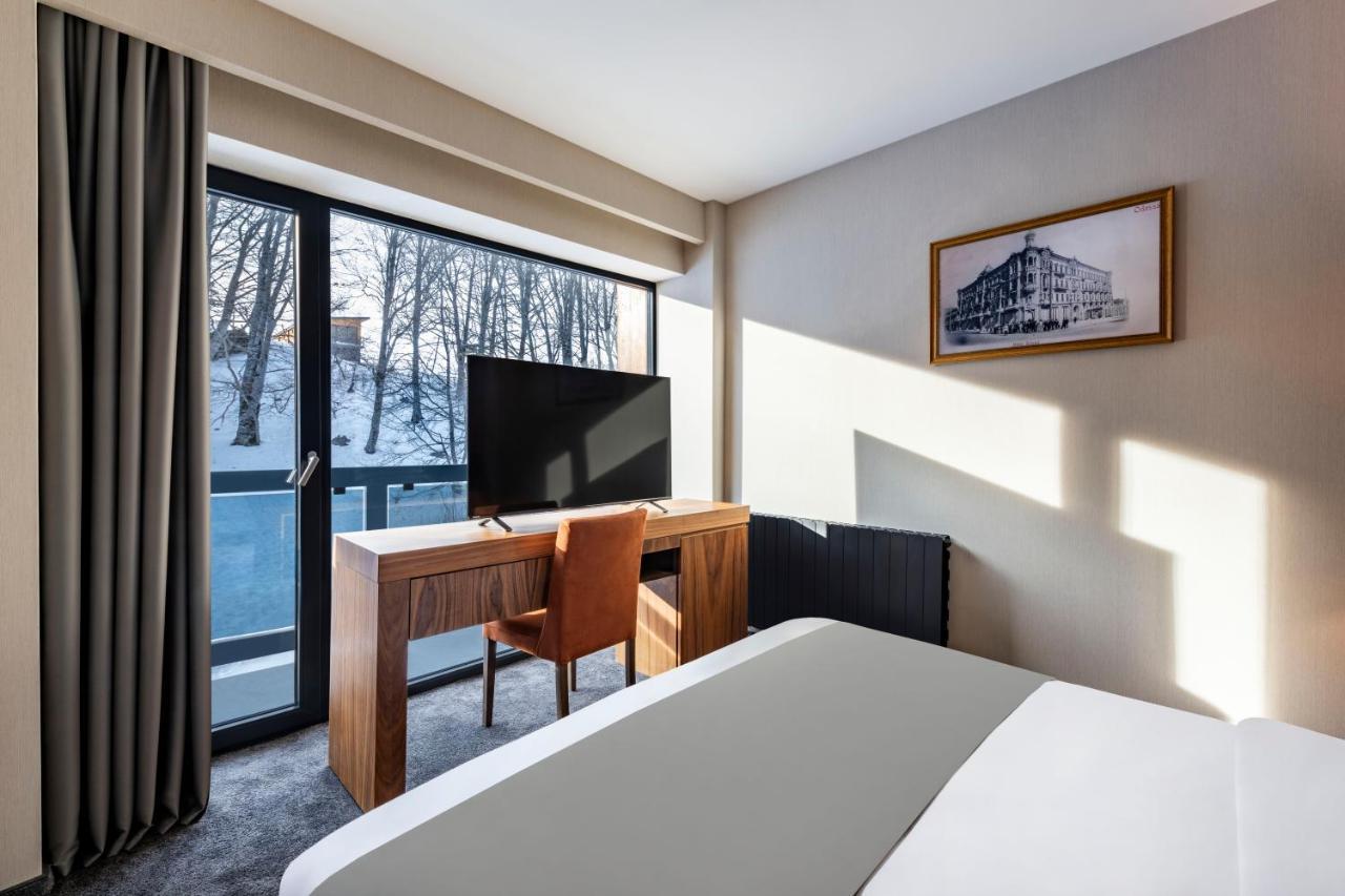 Bristol Hotel And Spa บาคูเรียนี ภายนอก รูปภาพ