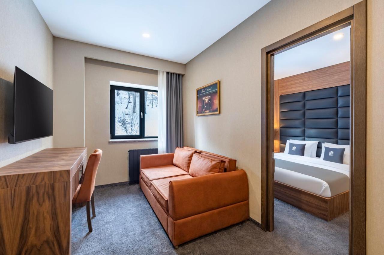 Bristol Hotel And Spa บาคูเรียนี ภายนอก รูปภาพ