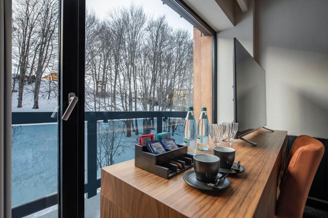 Bristol Hotel And Spa บาคูเรียนี ภายนอก รูปภาพ