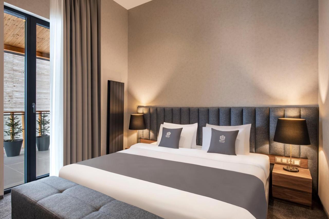 Bristol Hotel And Spa บาคูเรียนี ภายนอก รูปภาพ