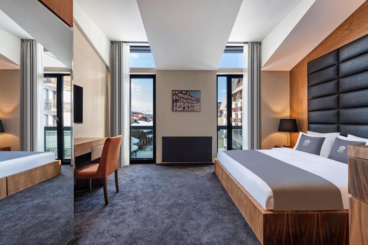 Bristol Hotel And Spa บาคูเรียนี ภายนอก รูปภาพ