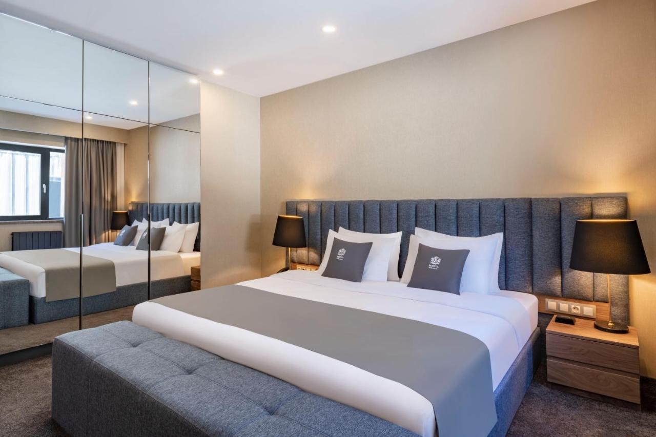 Bristol Hotel And Spa บาคูเรียนี ภายนอก รูปภาพ