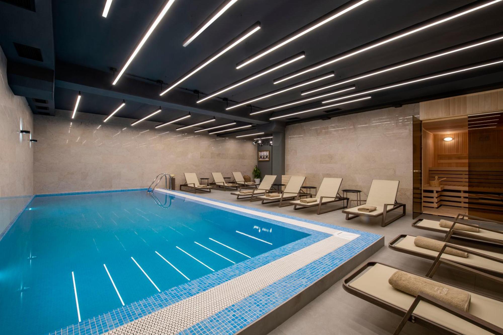 Bristol Hotel And Spa บาคูเรียนี ภายนอก รูปภาพ